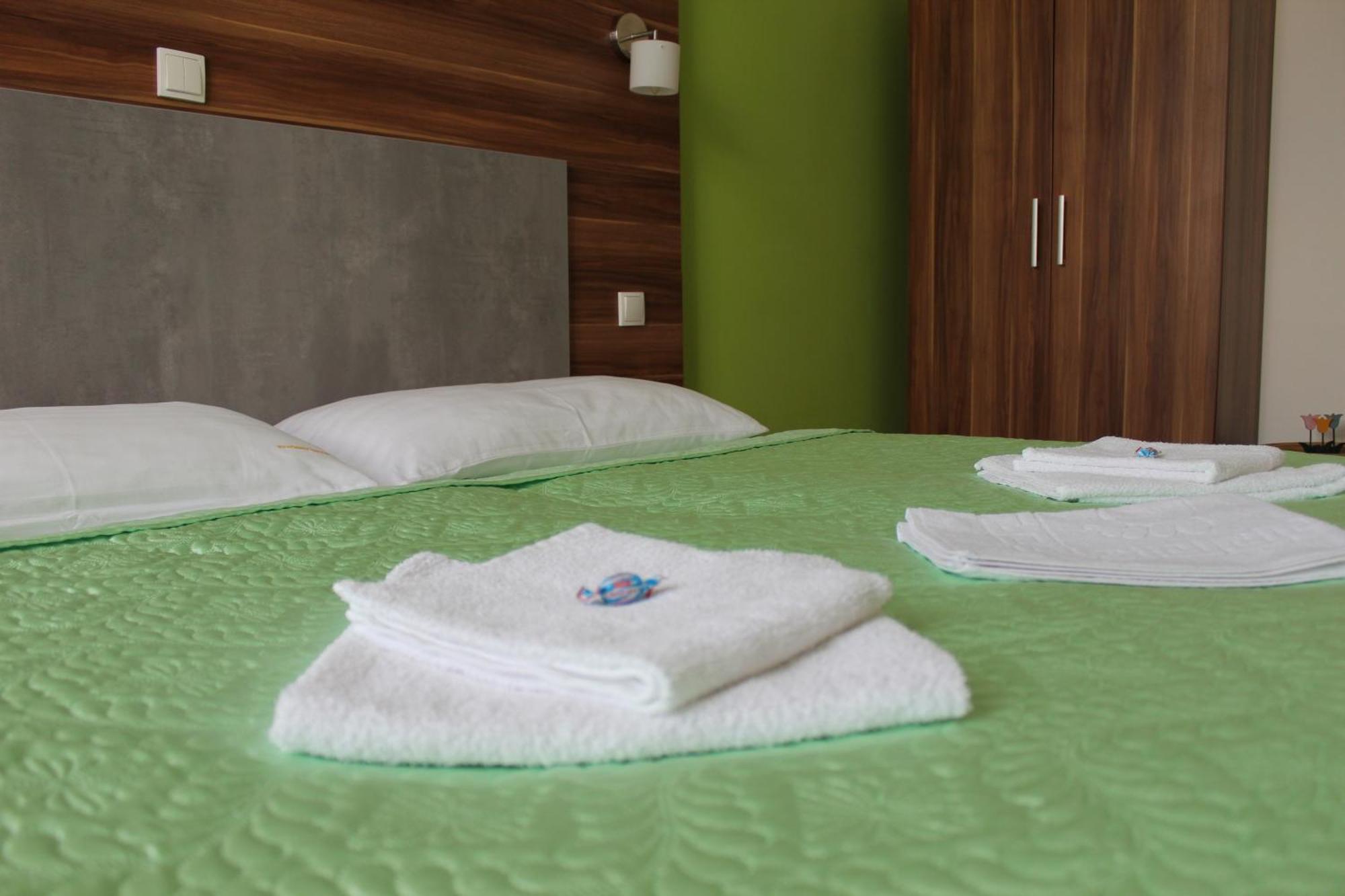 Apartments Verona Карлові Вари Екстер'єр фото